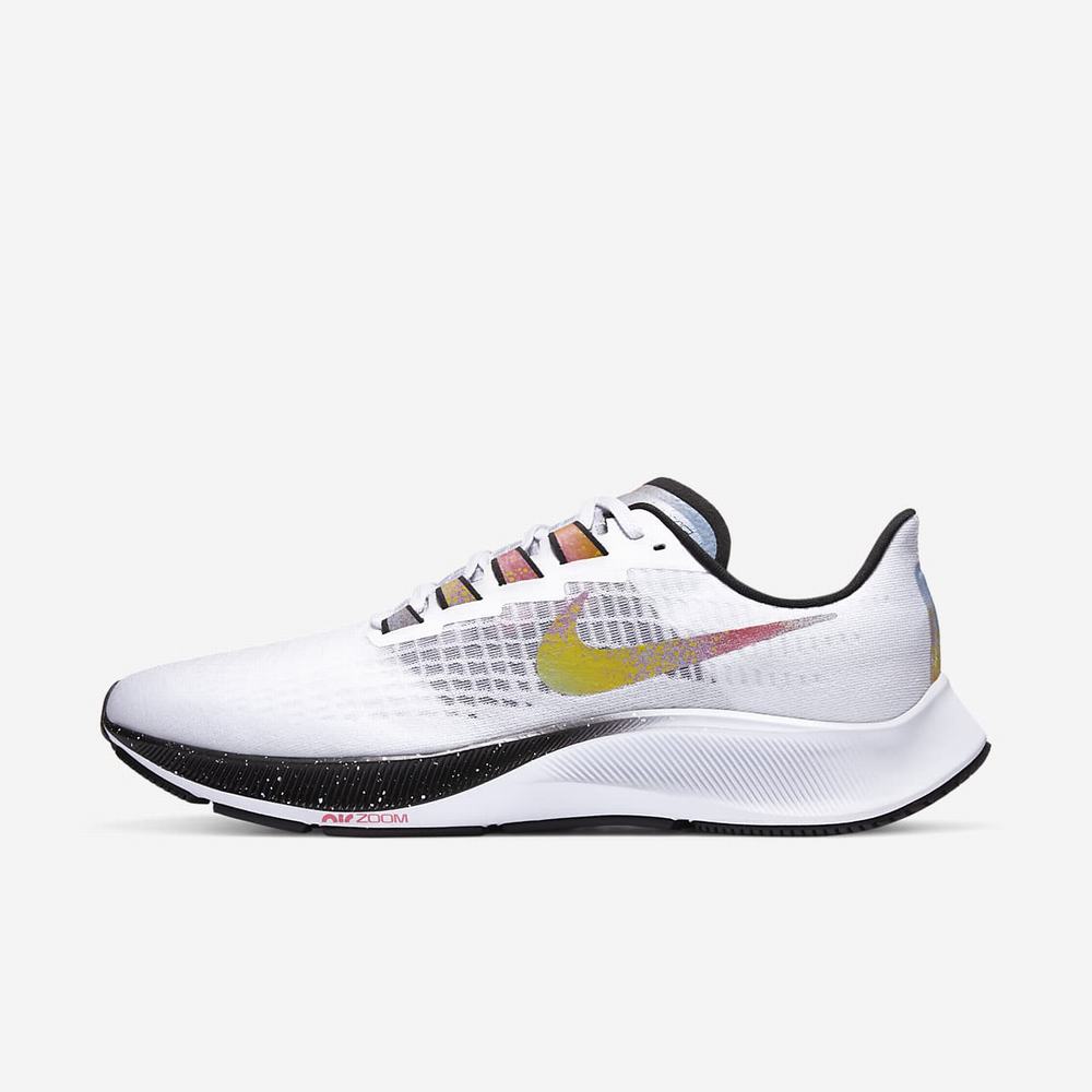 Chaussure De Running Nike Air Zoom Pegasus 37 Blanche 5031-784 White/Black/Flash Crimson/Multi-Color Homme | ZDR-30983365